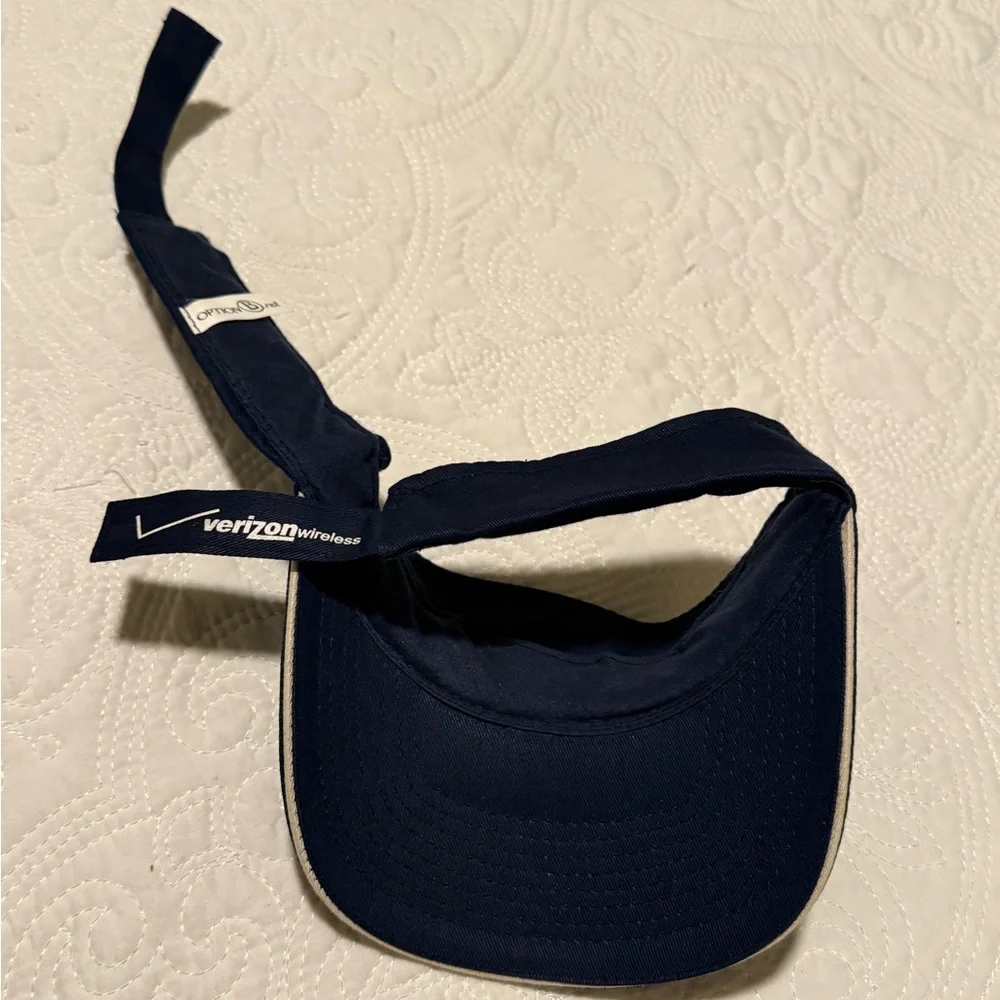 NY Yankees  Navy Visor/Sun Hat with Verizon logo on the‎ back